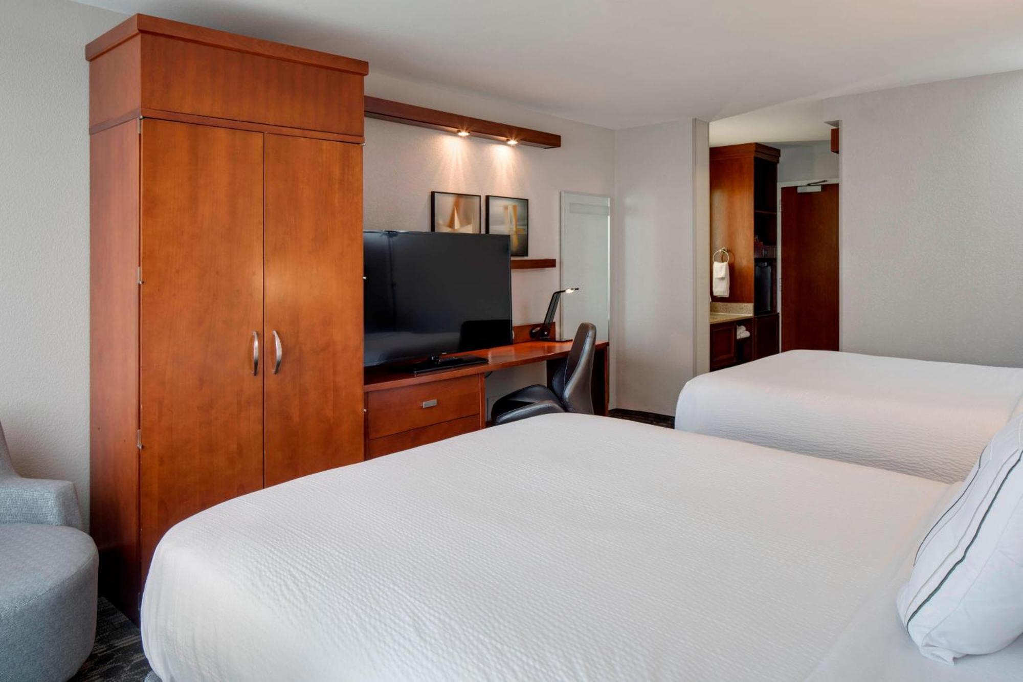 Courtyard By Marriott Boston Logan Airport Hotell Eksteriør bilde