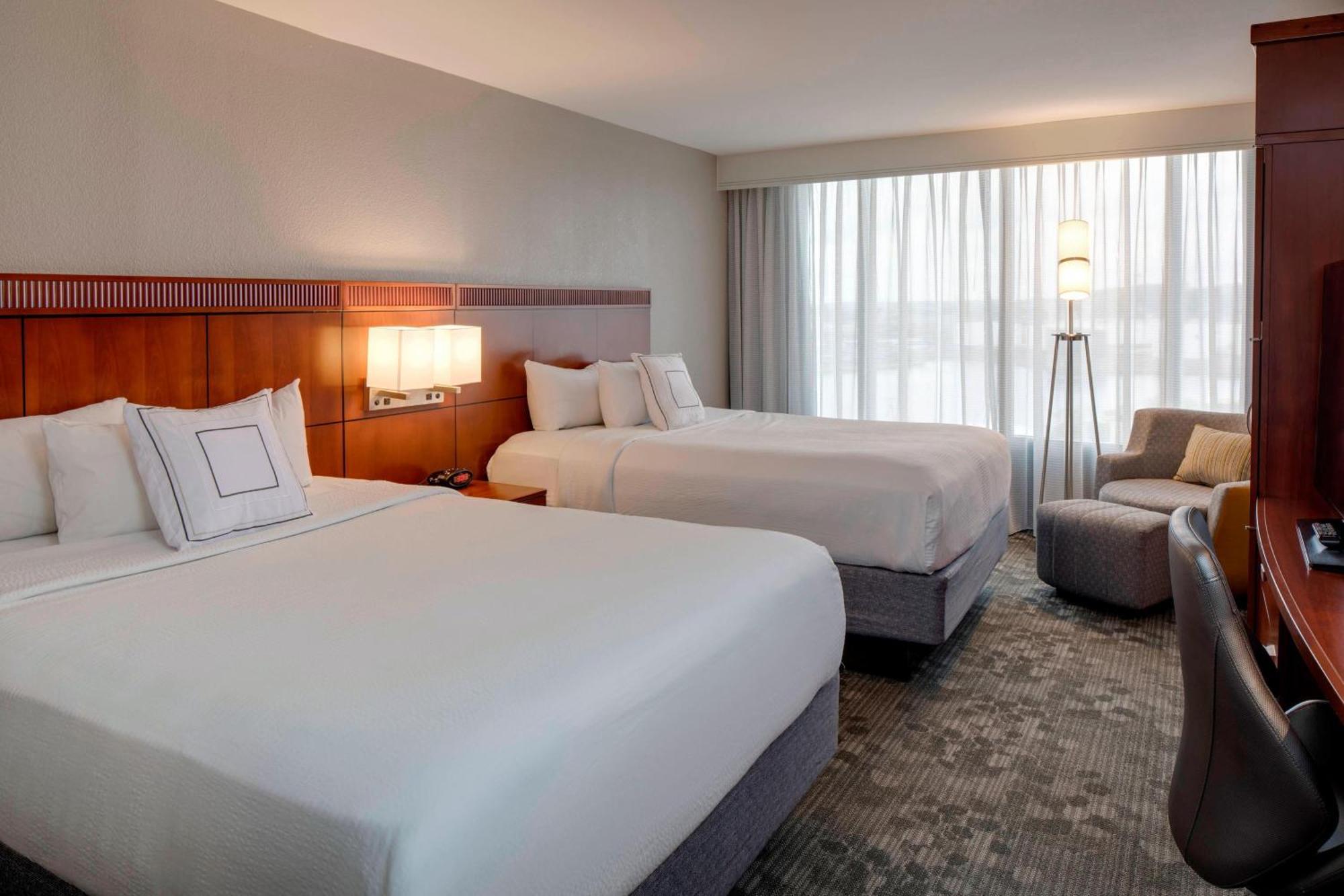 Courtyard By Marriott Boston Logan Airport Hotell Eksteriør bilde