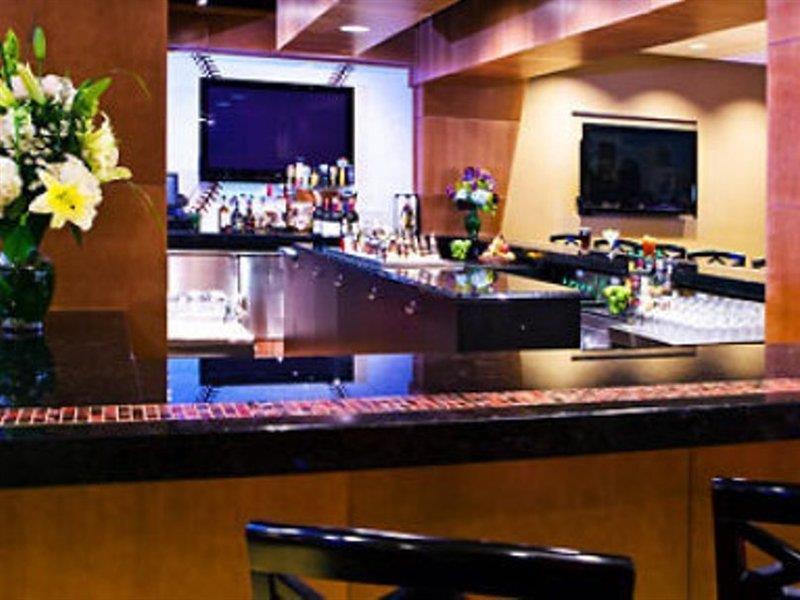 Courtyard By Marriott Boston Logan Airport Hotell Eksteriør bilde