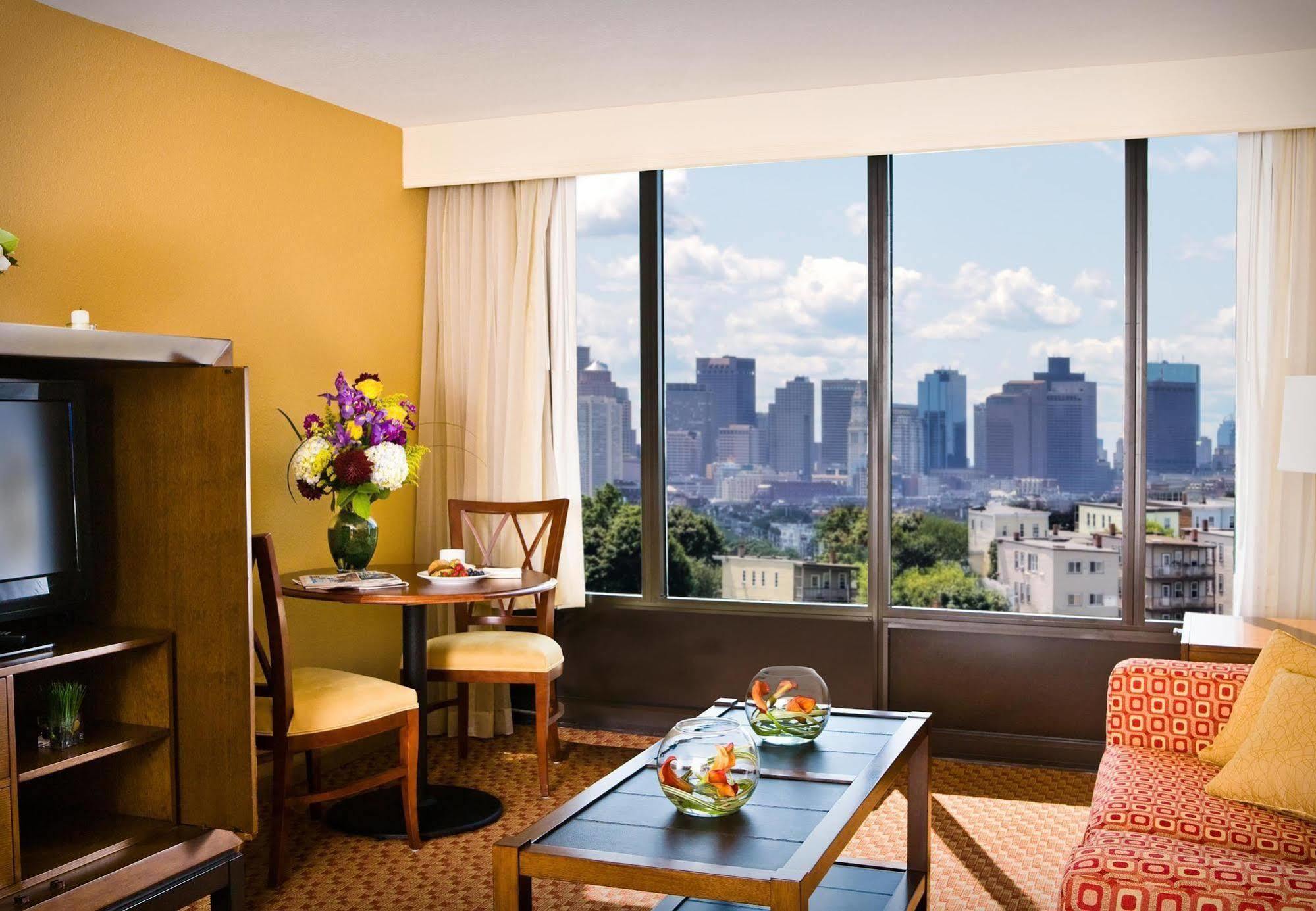 Courtyard By Marriott Boston Logan Airport Hotell Eksteriør bilde